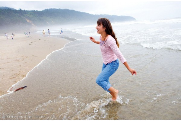 走进武汉防空洞，体验别样茶香之旅